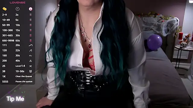 Miss Maya Mils online show from 10-26-25, 01:06