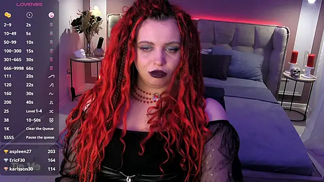 Miss Maya Mils online show from 04-11-26, 07:45