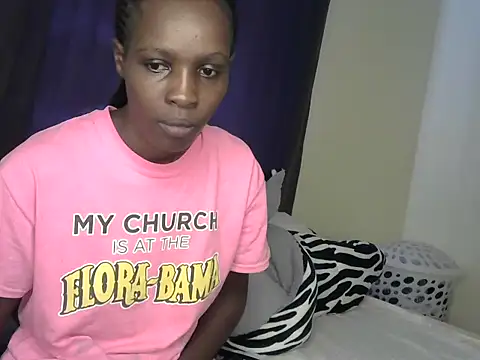 Snapshot of Bella_cute01 chatting on 02-21-25, 08:07 Bella cute01 online show from 02-21-25, 08:07