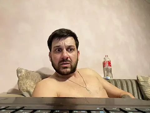 Snapshot of MaeltraJoy chatting on 12-07-24, 12:36 MaeltraJoy online show from 12-07-24, 12:36