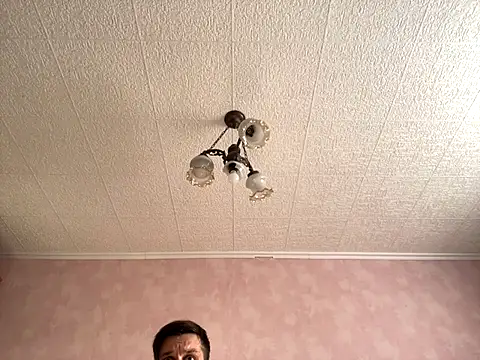 Snapshot of MaeltraJoy chatting on 09-27-25, 05:13 MaeltraJoy online show from 09-27-25, 05:13