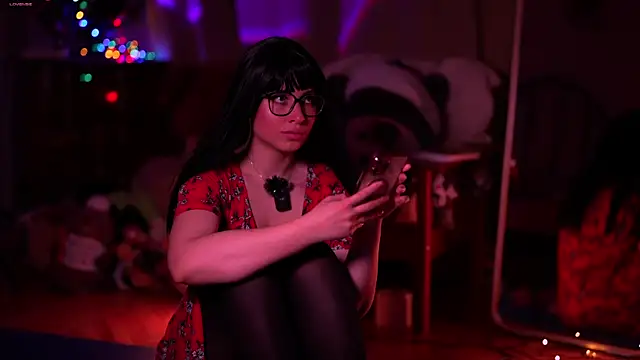 SweetyKitty18 online show from 04-25-26, 05:54