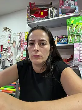 Snapshot of Rousse92 chatting on 07-04-26, 11:53 Rousse92 online show from 07-04-26, 11:53