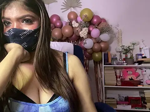 Snapshot of Fantastic_ruby chatting on 02-27-26, 05:46 Fantastic ruby online show from 02-27-26, 05:46