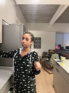 Your Paris online show from 10-27-25, 02:40