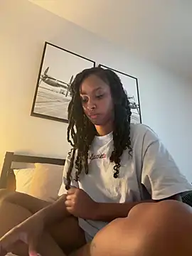 Your Paris online show from 03-08-26, 05:38