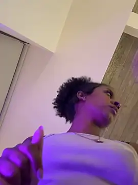 Your Paris online show from 02-19-26, 03:25