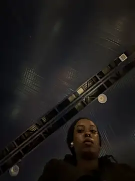 Your Paris online show from 05-18-26, 02:44