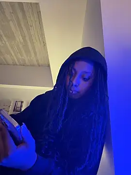 Your Paris online show from 04-08-26, 03:30