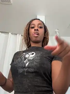 Your Paris online show from 10-24-25, 09:25