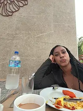 Your Paris online show from 04-14-26, 01:05