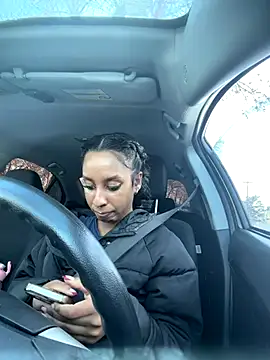 Your Paris online show from 01-06-26, 06:01