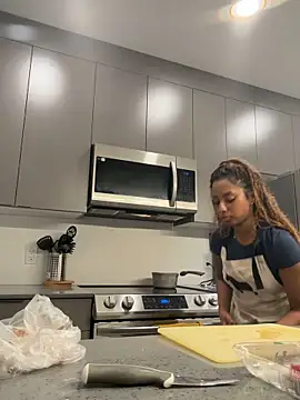 Your Paris online show from 10-24-25, 12:31