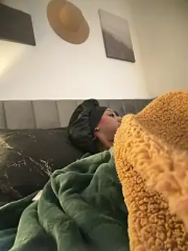 Your Paris online show from 02-06-26, 03:30