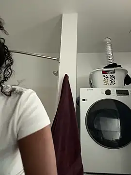 Your Paris online show from 03-21-26, 05:28