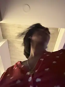 Your Paris online show from 02-20-26, 08:38