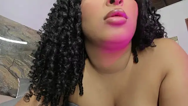 Snapshot of kaleb_violeta_1 chatting on 02-05-26, 03:24 kaleb violeta 1 online show from 02-05-26, 03:24