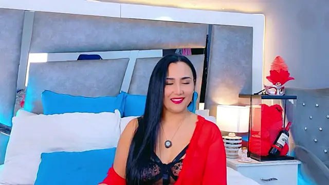 Evangeline Taylorr online show from 10-18-25, 07:38