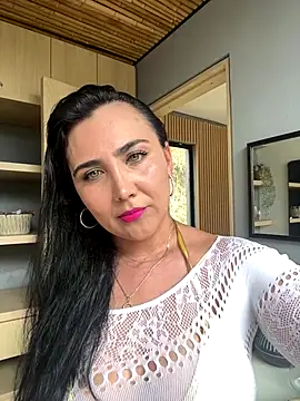 Evangeline Taylorr online show from 09-08-25, 07:35