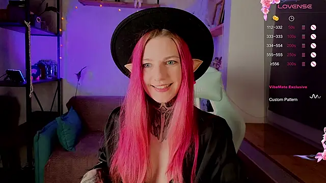 Roxy      online show from 11-02-25, 09:42