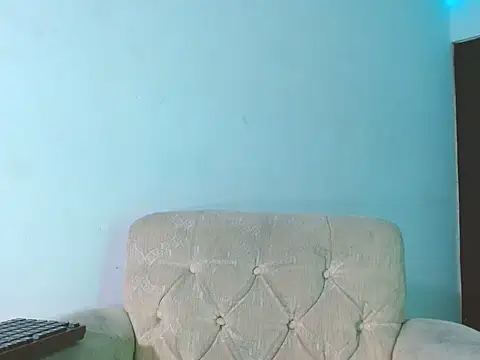 lucydreamm online show from 05-21-26, 01:03
