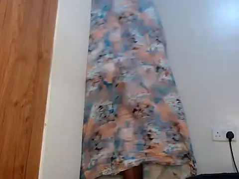 Snapshot of wetpussy_ebony chatting on 06-20-26, 06:51 wetpussy ebony online show from 06-20-26, 06:51