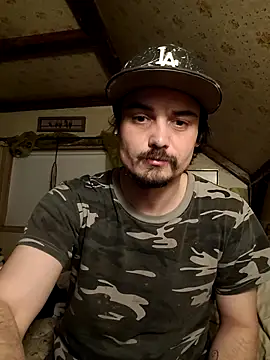 JustTylerr online show from 03-09-26, 10:30
