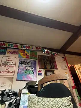 JustTylerr online show from 05-10-26, 09:46