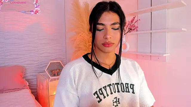 IsabelleFoxx  online show from 03-23-26, 08:30