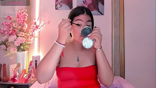Snapshot of scarlet_fostt_ chatting on 07-10-26, 12:38 scarlet fostt online show from 07-10-26, 12:38