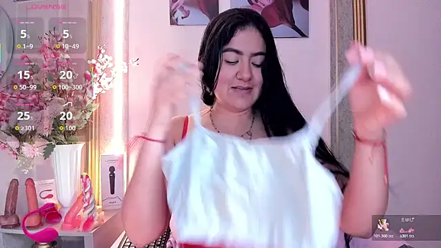 Snapshot of scarlet_fostt_ chatting on 05-16-26, 12:26 scarlet fostt online show from 05-16-26, 12:26
