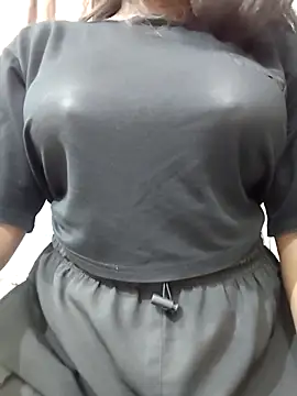 MohiniHott online show from 04-18-26, 06:38