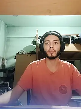 kleineid77 online show from 11-23-25, 04:39