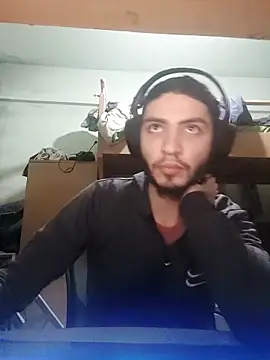 kleineid77 online show from 12-01-25, 08:32