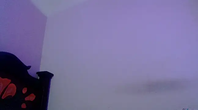 Snapshot of isaaclatino chatting on 03-04-25, 03:44 isaaclatino online show from 03-04-25, 03:44