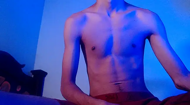 Snapshot of isaaclatino chatting on 03-03-25, 03:38 isaaclatino online show from 03-03-25, 03:38
