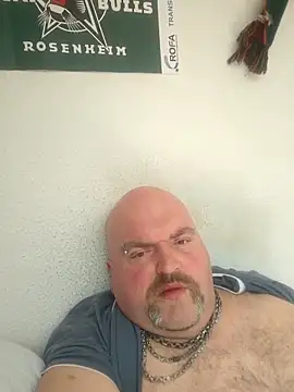 fickmonster2024 online show from 03-22-25, 09:13