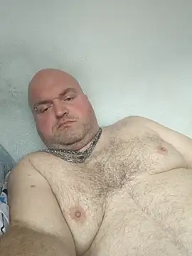 fickmonster2024 online show from 10-18-25, 06:04