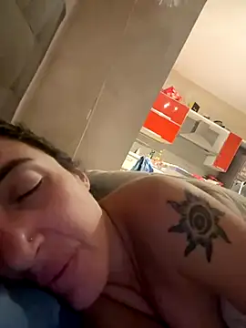 casalinga88 online show from 12-04-25, 06:34