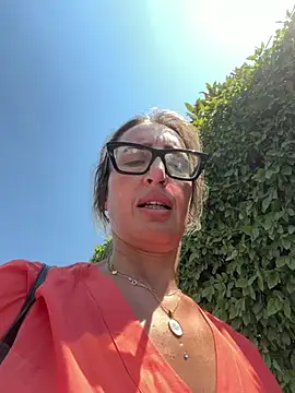 Snapshot of casalinga88 chatting on 06-30-26, 11:21 casalinga88 online show from 06-30-26, 11:21