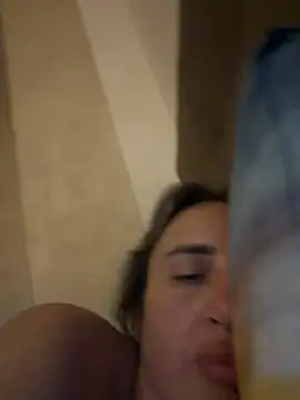 Snapshot of casalinga88 chatting on 03-26-26, 12:20 casalinga88 online show from 03-26-26, 12:20