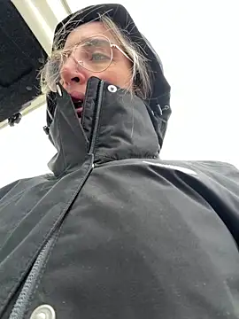 Snapshot of casalinga88 chatting on 03-30-26, 11:11 casalinga88 online show from 03-30-26, 11:11