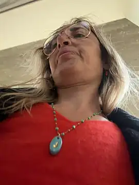 Snapshot of casalinga88 chatting on 04-14-26, 04:56 casalinga88 online show from 04-14-26, 04:56