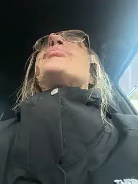 Snapshot of casalinga88 chatting on 04-01-26, 04:37 casalinga88 online show from 04-01-26, 04:37