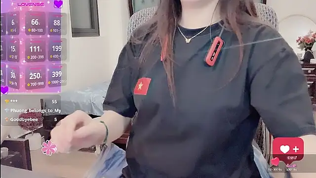 Berrysweet 68 online show from 04-19-26, 04:08