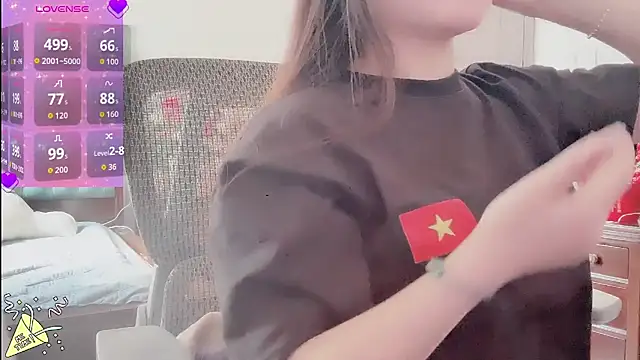 Berrysweet 68 online show from 03-10-26, 07:34