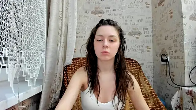 Adela Vetta online show from 03-07-25, 07:38