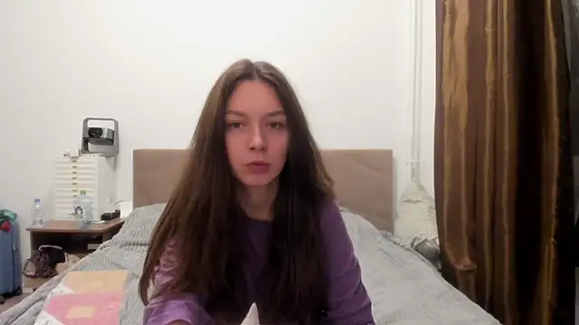 Adela Vetta online show from 11-10-25, 04:23