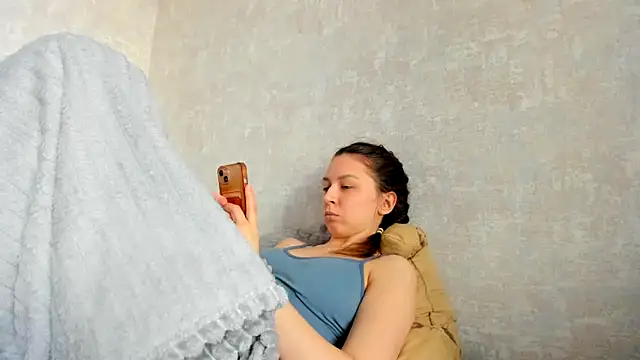 Adela Vetta online show from 03-03-25, 02:39
