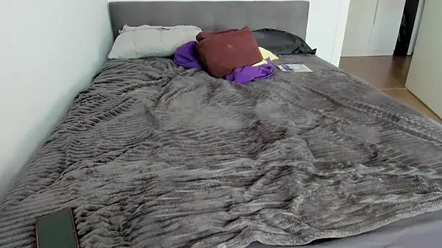 Adela Vetta online show from 03-25-26, 06:46